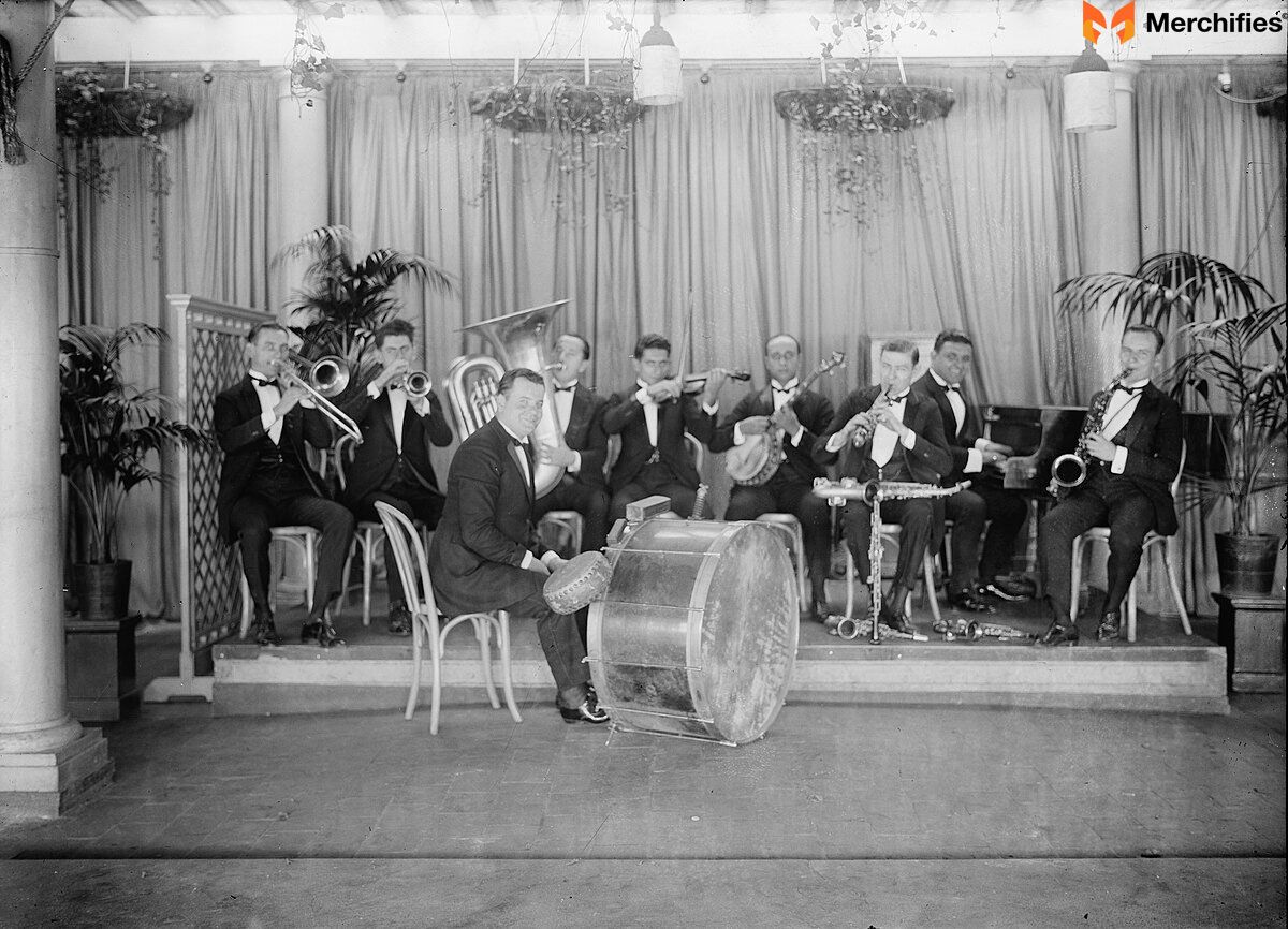 The Roaring Twenties: Jazz Age Christmas