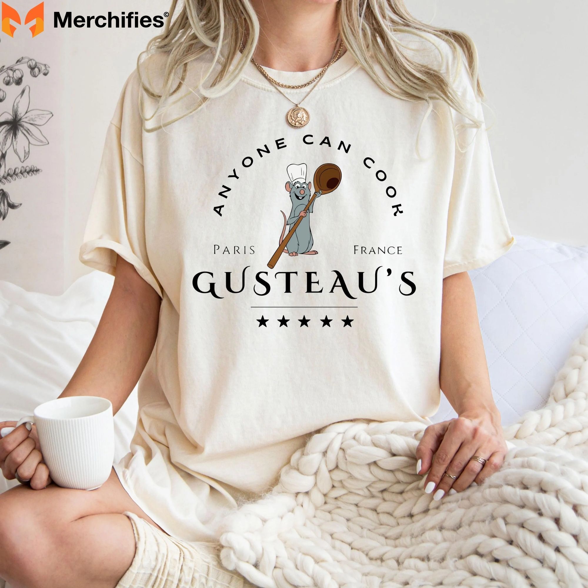 Chef shirts for women — tailored fits and breathable fabrics.