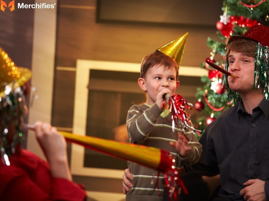 Chic & Casual Comfort New Year's Eve Outfit Ideas for House Parties & More