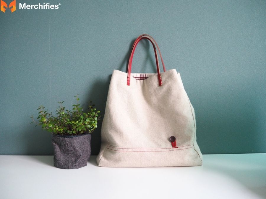 Create a professional-looking lined tote bag with this complete DIY tutorial.
