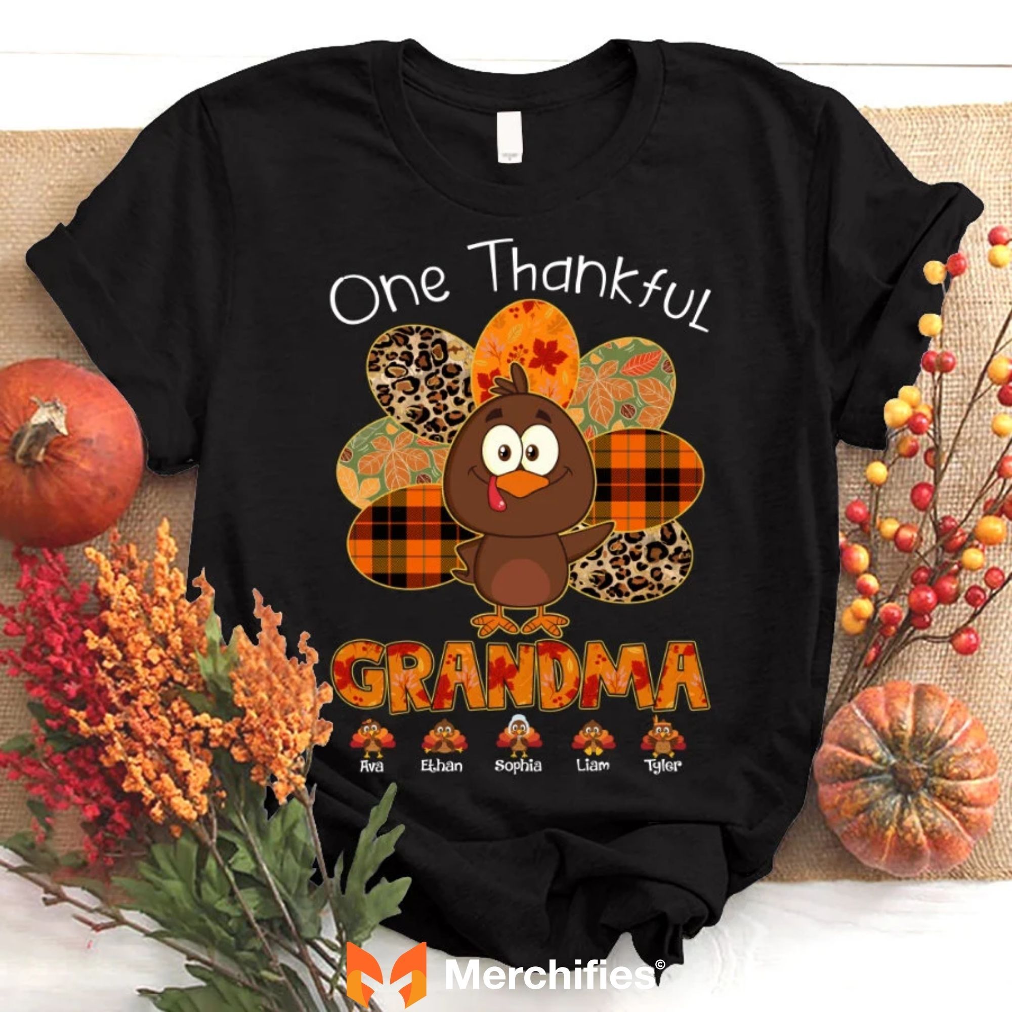 Design the Perfect Thanksgiving Shirt with These Font & Color Ideas