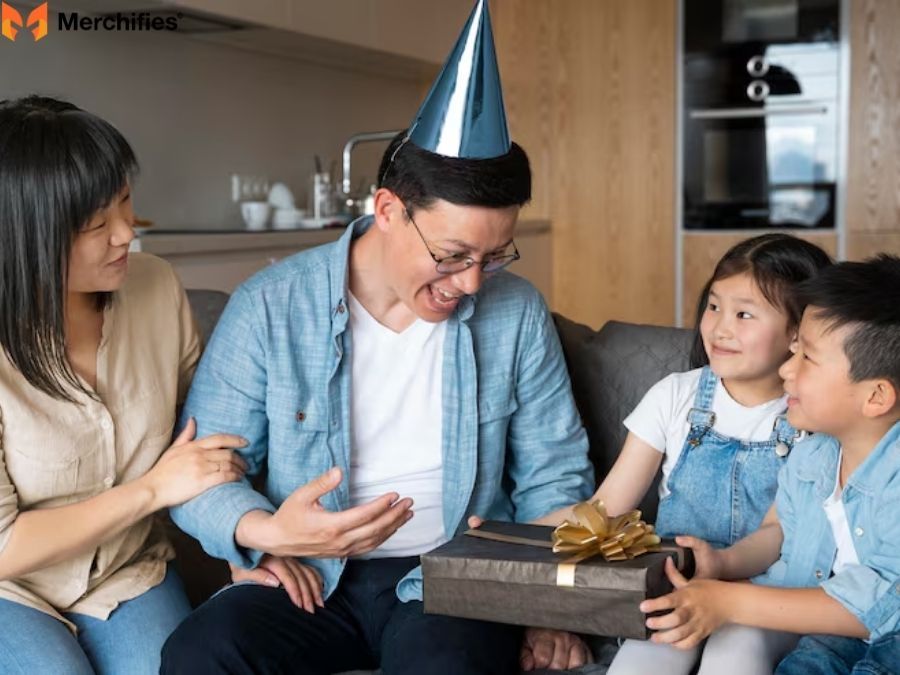 Expert Tips for Choosing the Perfect Gift for Your Parents