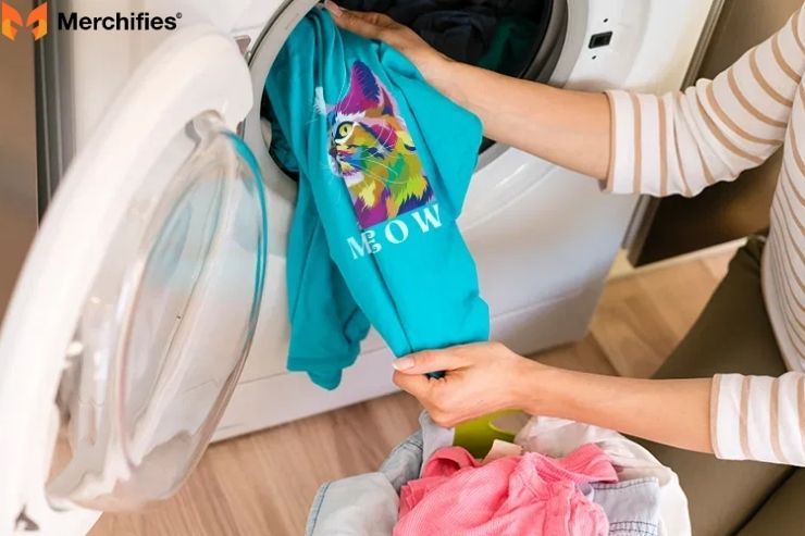 How to Wash T-Shirts with Print: The Ultimate Guide to Keep Your Graphics Vibrant