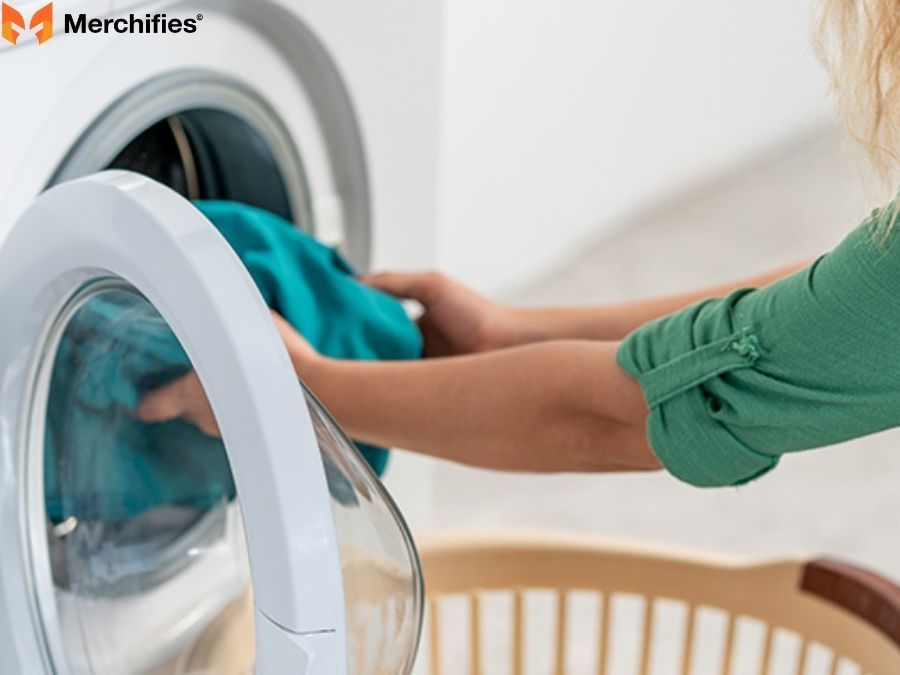 Keep your Thanksgiving shirts bright and soft.