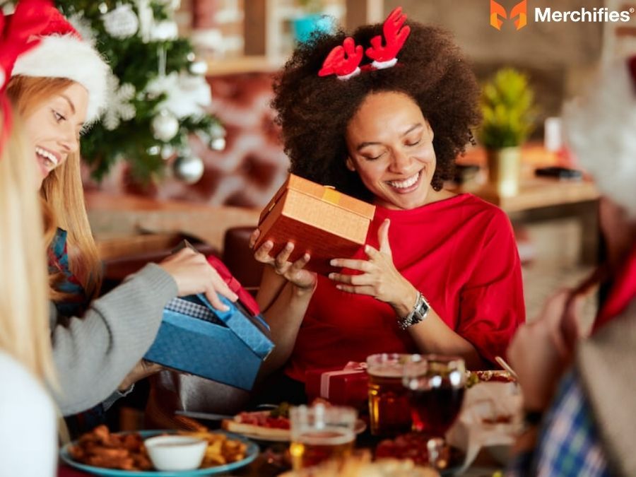 Smart and heartfelt employee gift ideas that show appreciation for less.