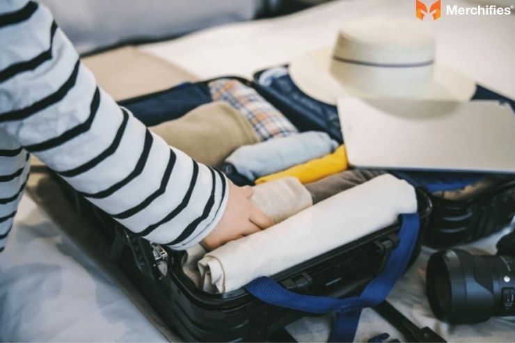 The Space-Saving Roll Ideal for T-Shirts & Casual Wear