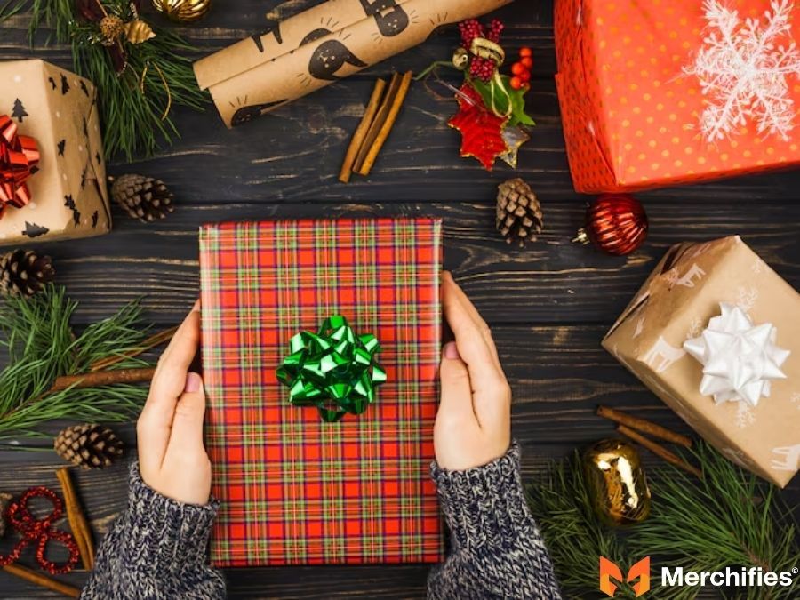 Thoughtful holiday gifts that show employee appreciation.