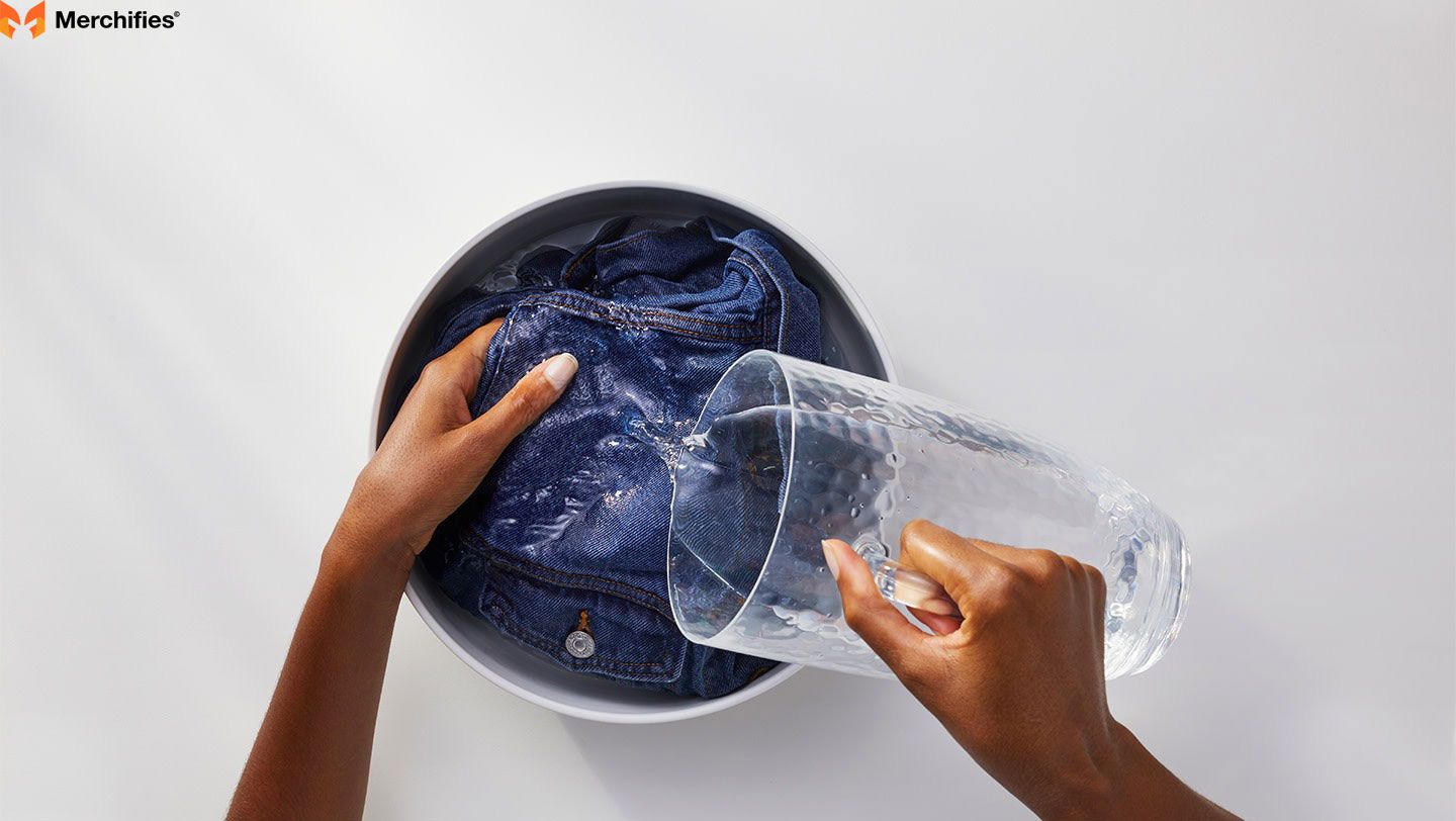 Method 1: The Rubbing Alcohol (Isopropyl Alcohol) Technique