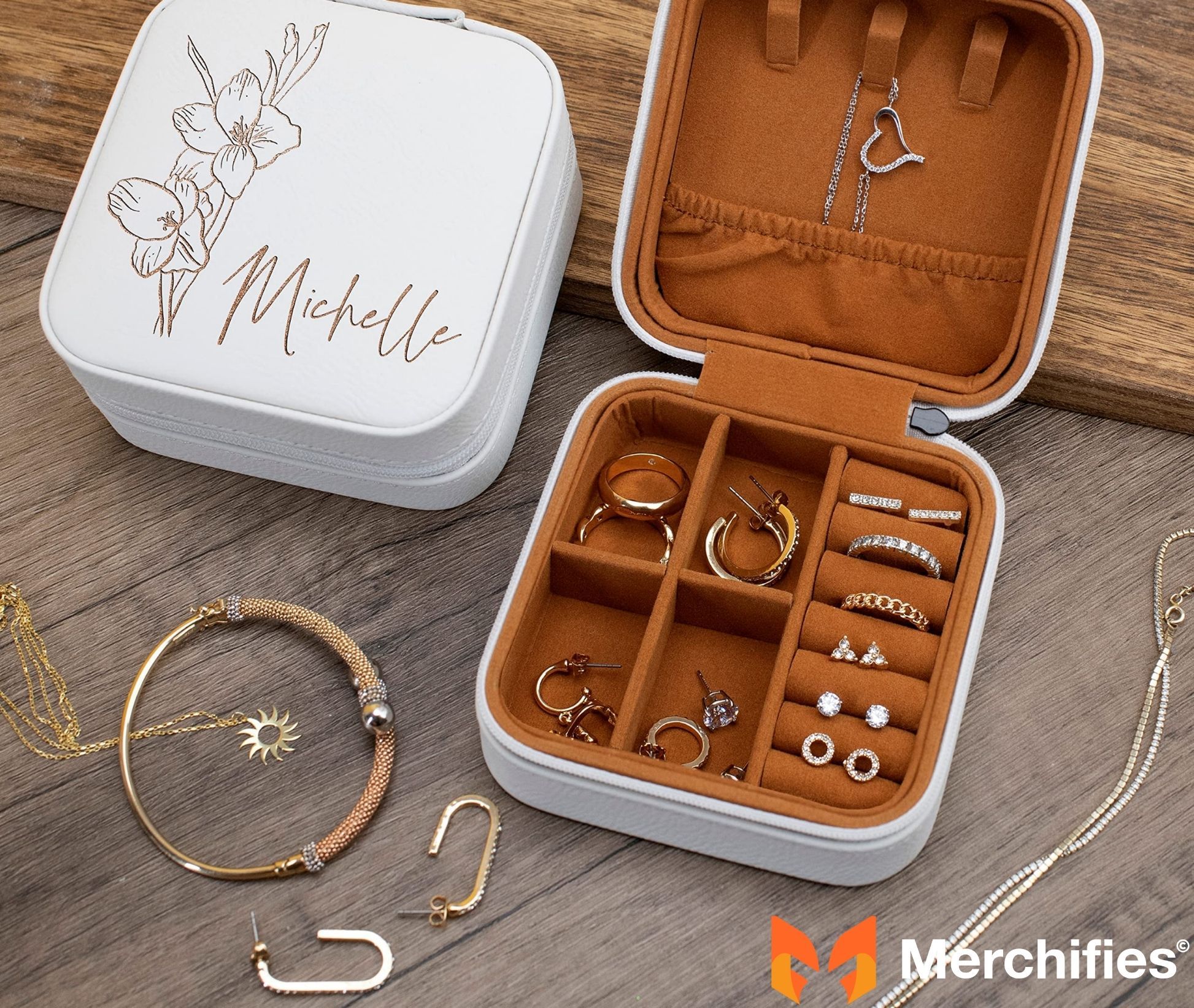 Top Thoughtful & Personalized Custom Jewelry & Accessories