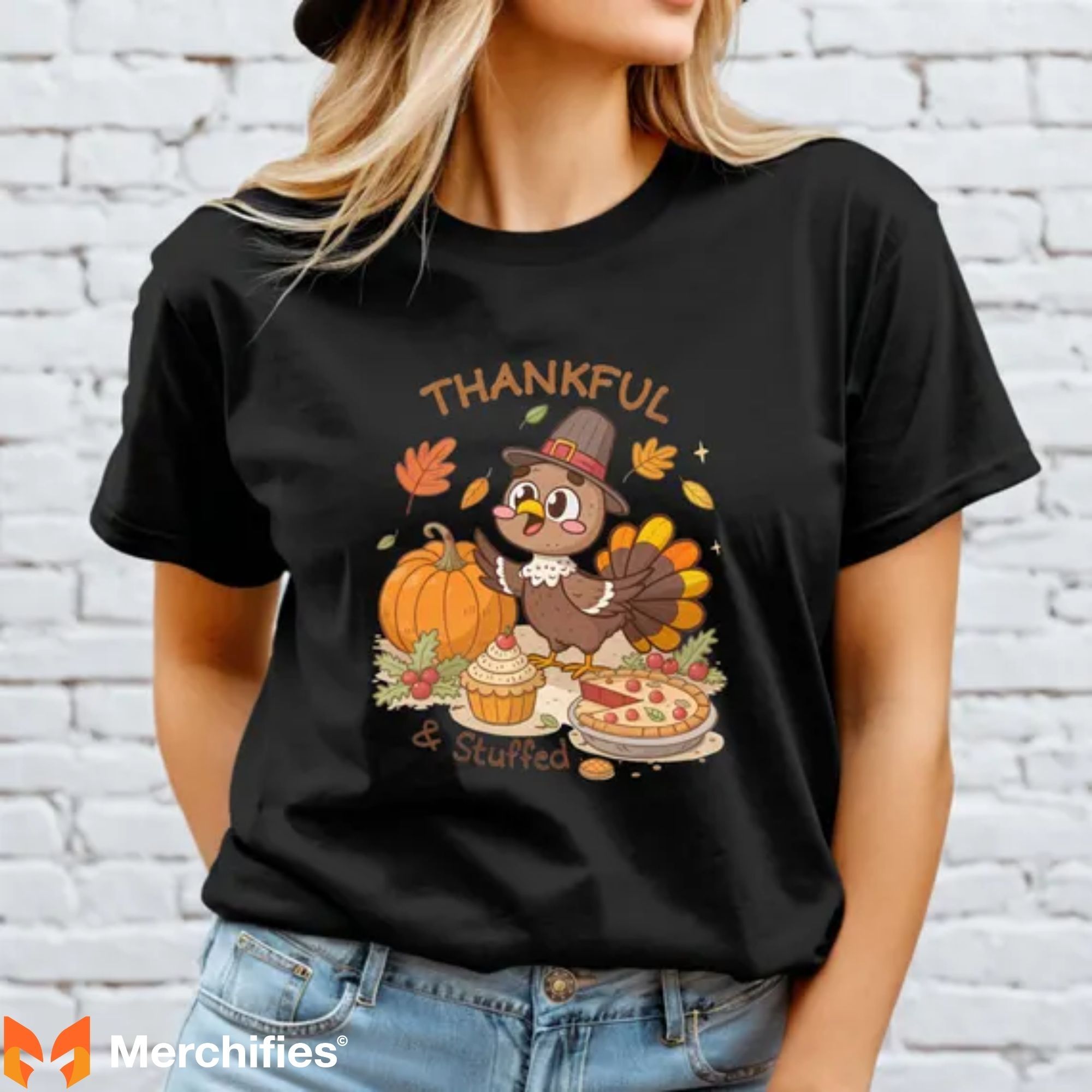 Typography and Color Trends That Define Thanksgiving Shirts