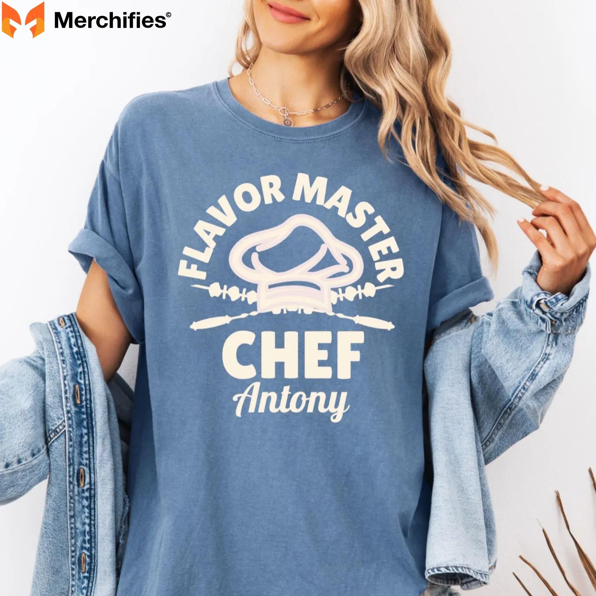 Women’s chef shirts that blend elegance with functionality.