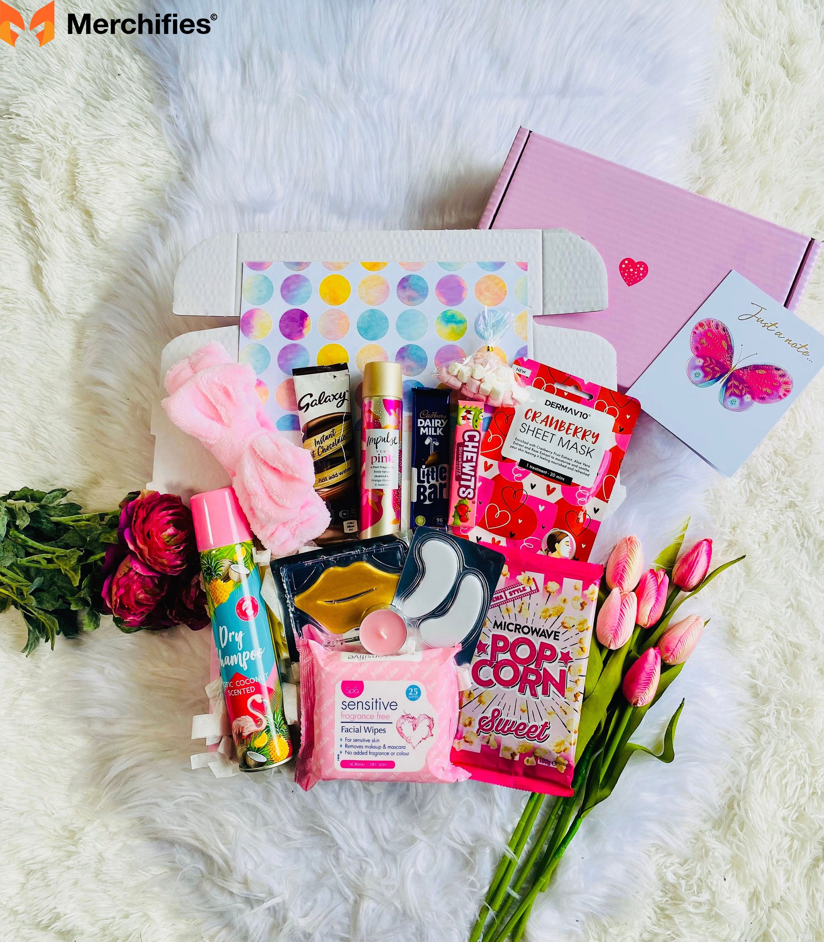 Sweet Christmas Gifts for Girlfriends