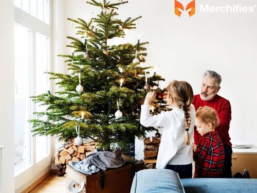 How to Keep Your Christmas Tree Alive & Fresh All Season Long: The ...