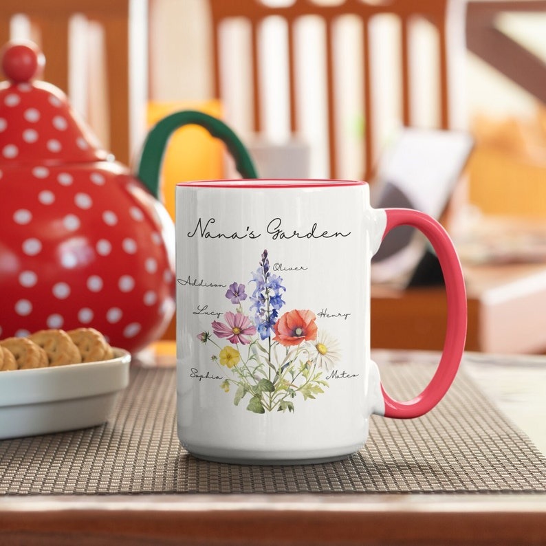 Personalized Birth Flower Mug for Mom – Custom Mom's Garden Bouquet Coffee Mug, Mother's Day Gift, Grandma Gift
