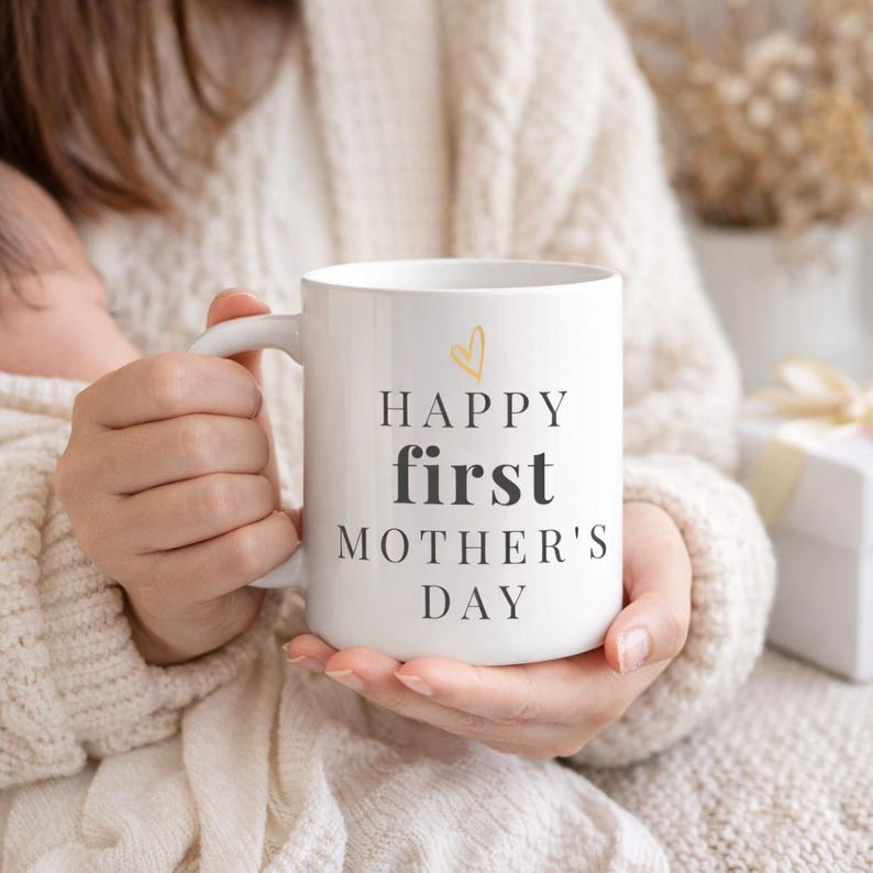 Personalized First Mother’s Day Mug – 1st Mother’s Day Gift from Baby – New Mom Coffee Cup – Custom Name Present for Mum