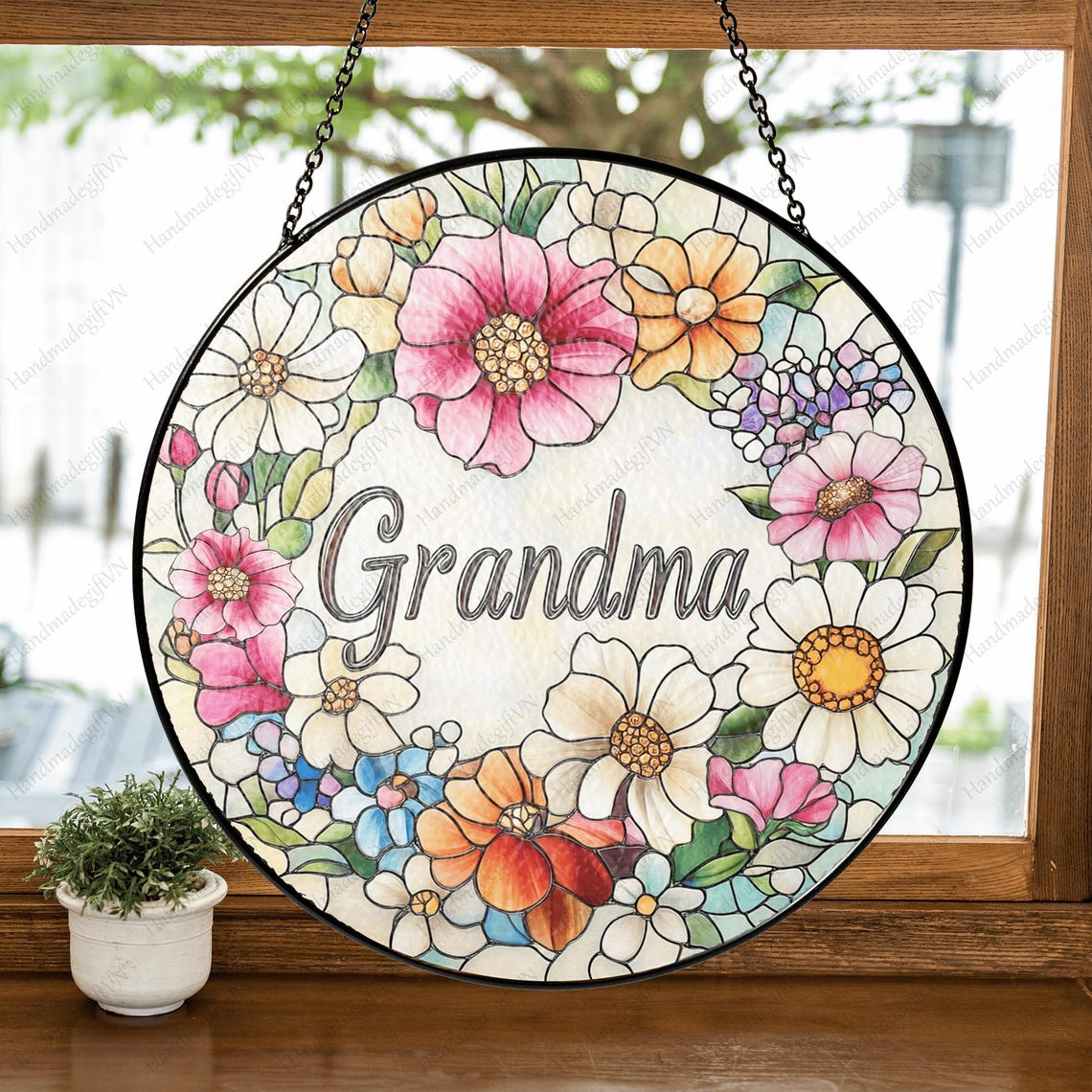 Personalized Grandma Glass Suncatcher, Christmas Gift for Grandma Nana Mimi Gigi Floral Sun Catcher Window Hanging Decor, Mama Gift From Kid