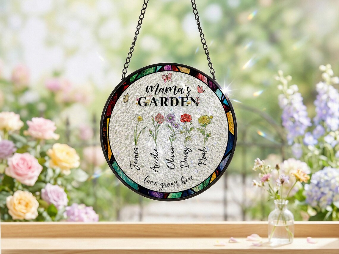 Custom Mama's Garden Suncatcher, Personalized Floral Window Decor, Birth Flower Gift for Mom, Family Garden Hanging, Mother's Day Gift for H