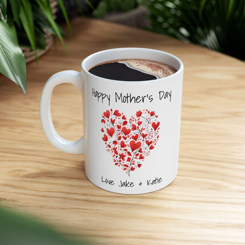 Personalized Love Heart Ceramic Mug – Custom Text Gift for Mom or Wife, Mother’s Day & Anniversary Present