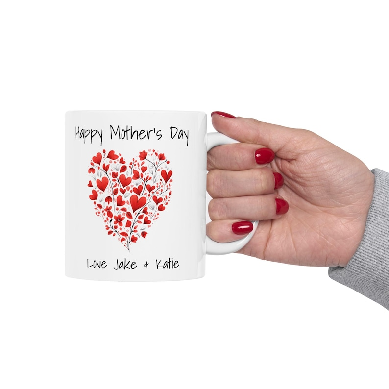 Personalized Love Heart Ceramic Mug – Custom Text Gift for Mom or Wife, Mother’s Day & Anniversary Present