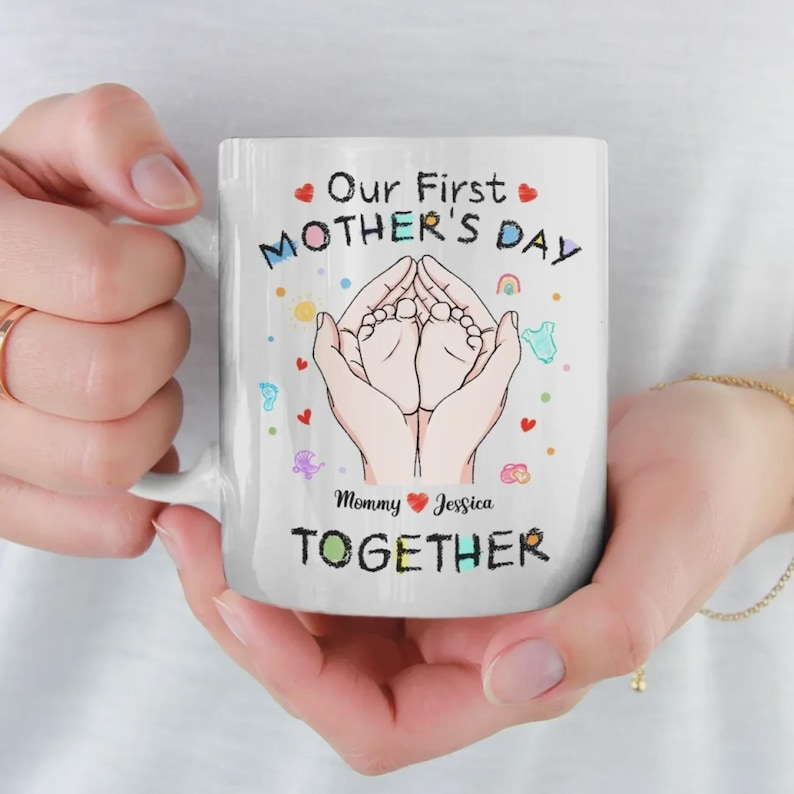 Custom First Mother’s Day Mug – Personalized Mommy & Baby Feet Gift, New Mom Baby Shower Present