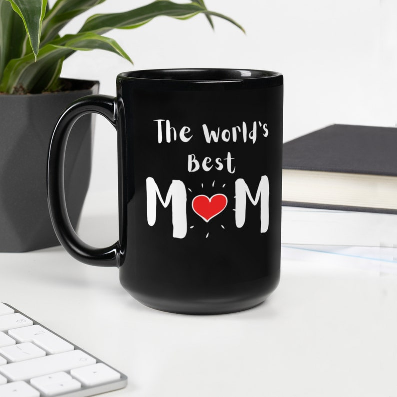 World’s Best Mom Mug – Glossy Personalized Mother’s Day Gift