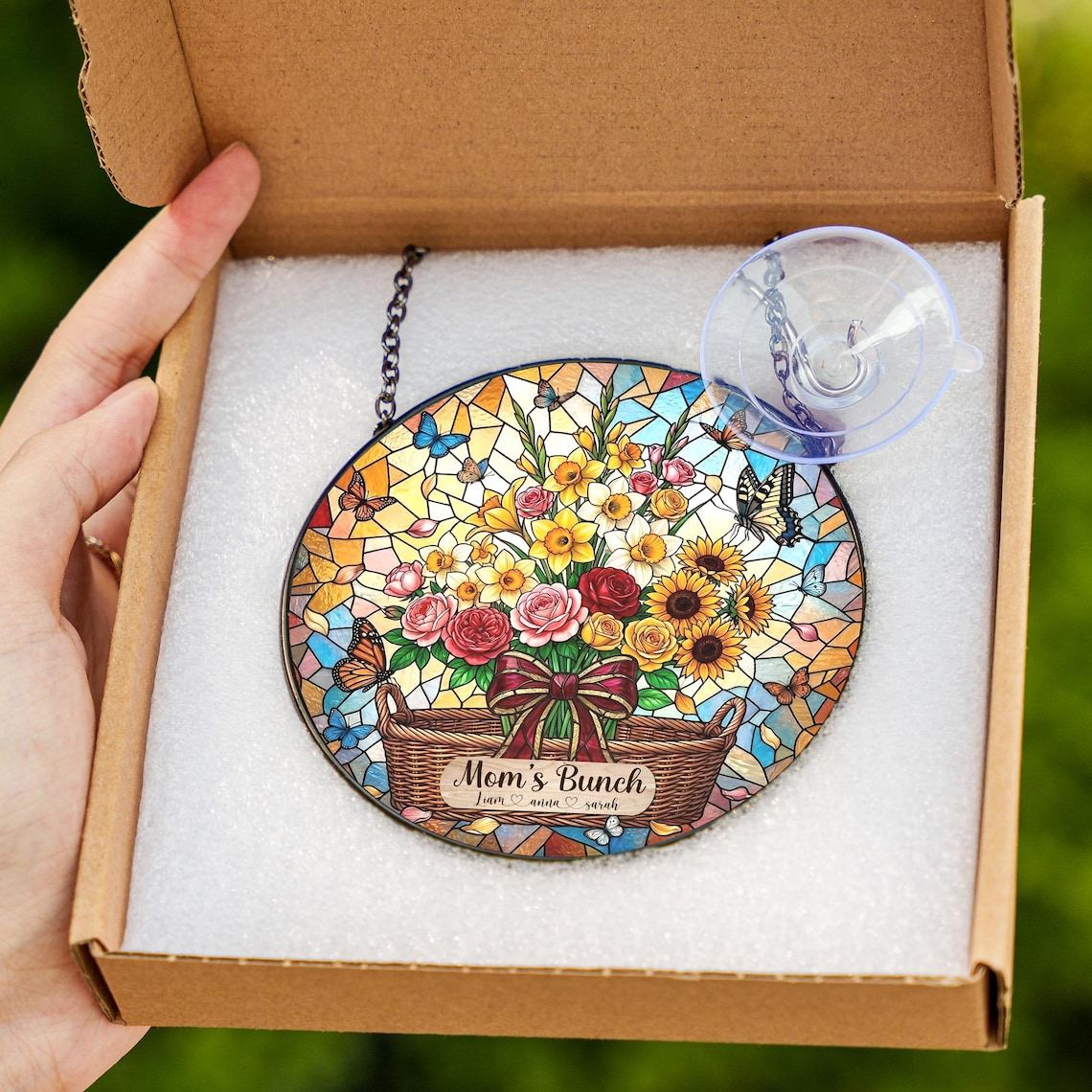 Custom Birth Flower Suncatcher for Mom, Personalized Stained Glass Window Hanging, Unique Mother’s Day Gift from Daughter, Grandma 2026