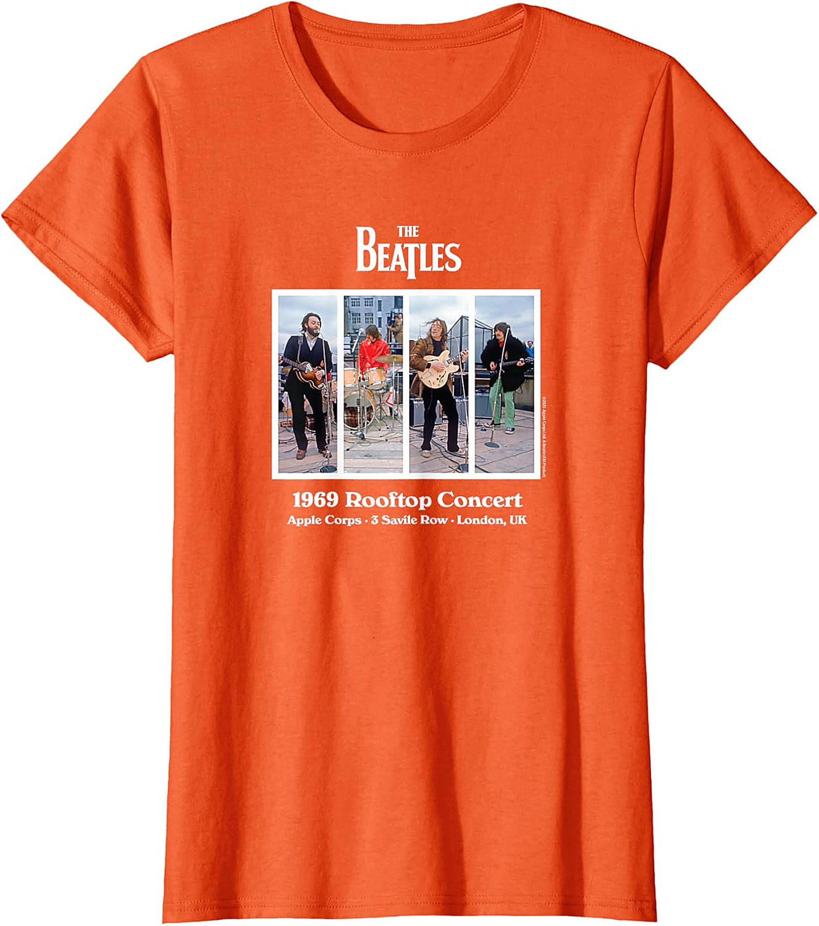 Vintage Rooftop Rock Mom T-Shirt – 60s Retro Concert Graphic Tee | Cool Mother’s Day Gift for Music Lover Moms