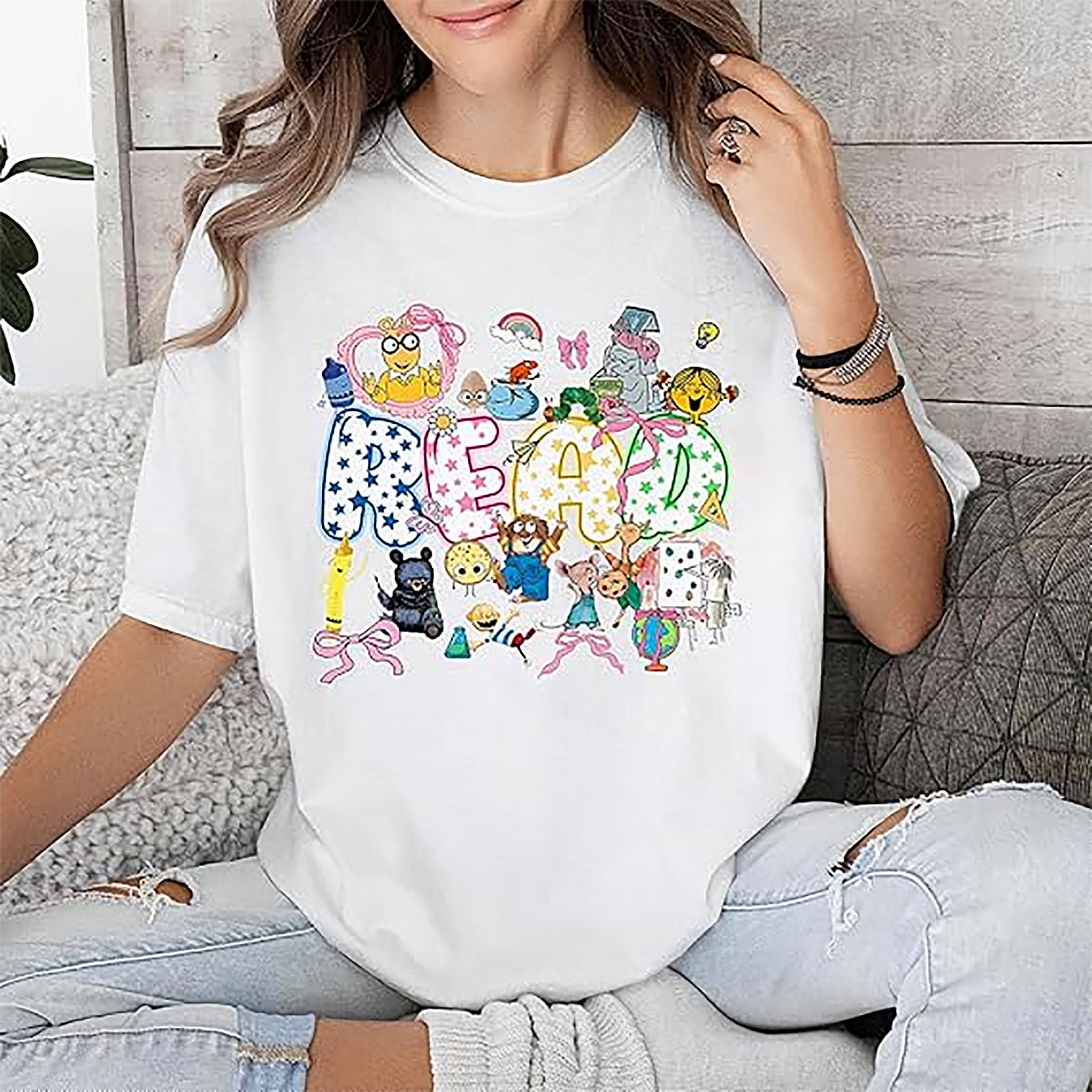 Teacher READ Shirt | Back to School Graphic Tee Gift