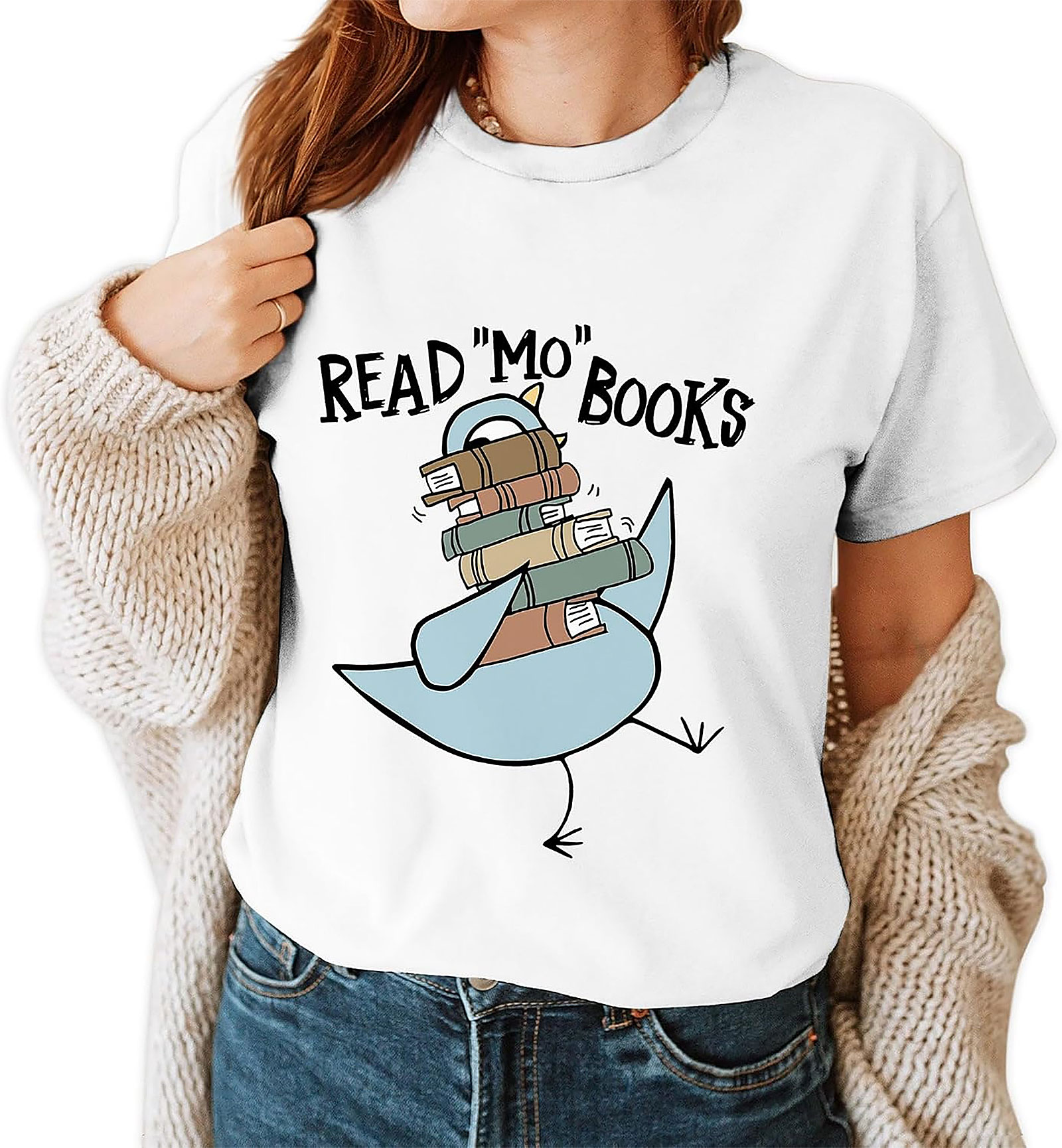 Read Mo Books Teacher T-Shirt | Funny Back to School Tee