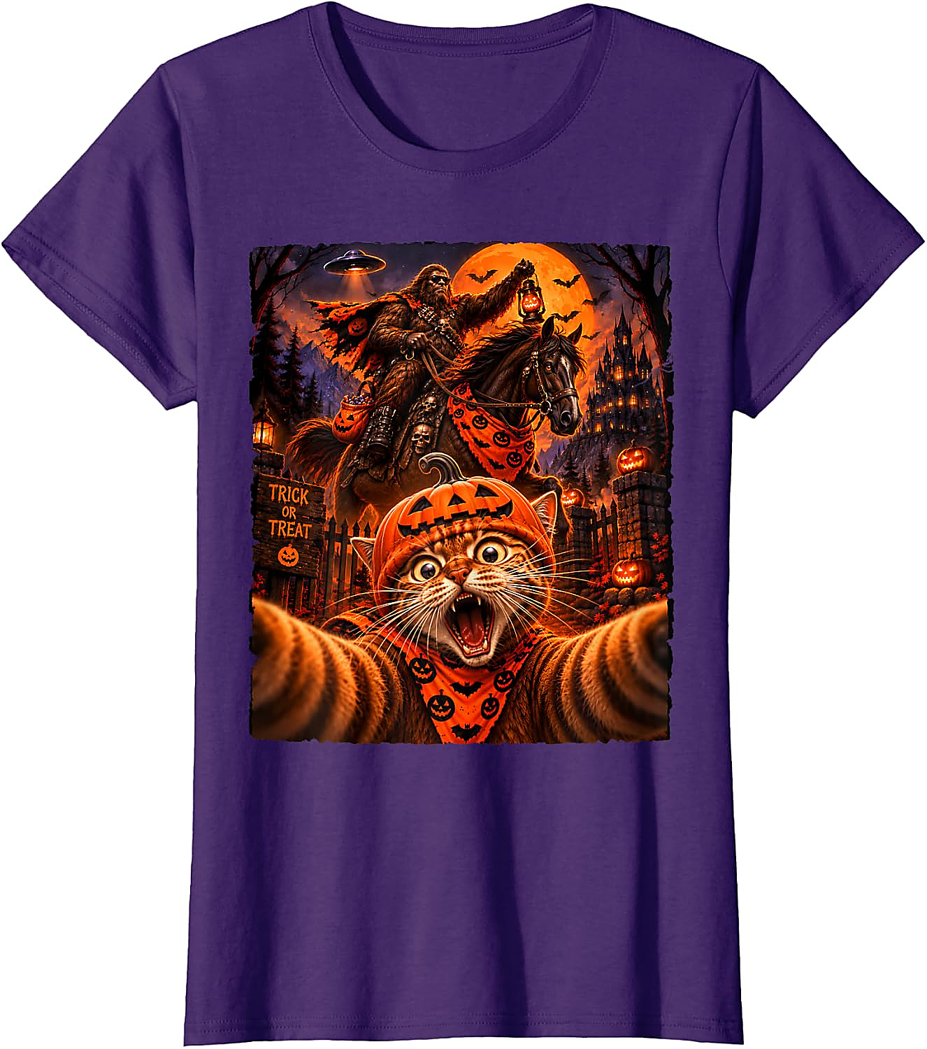 Sasquatch Cat Selfie Halloween T-Shirt | Funny Spooky Tee