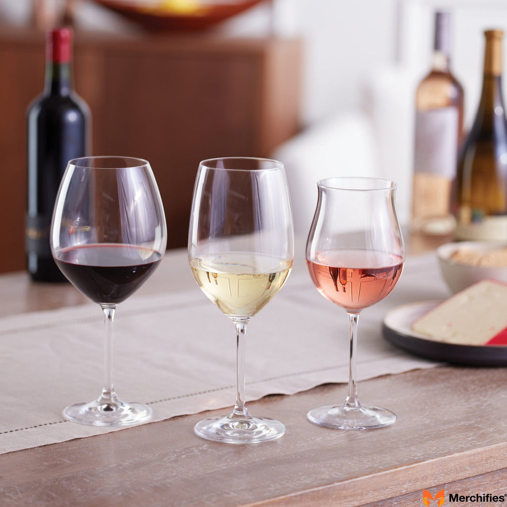 Set of wine glasses
