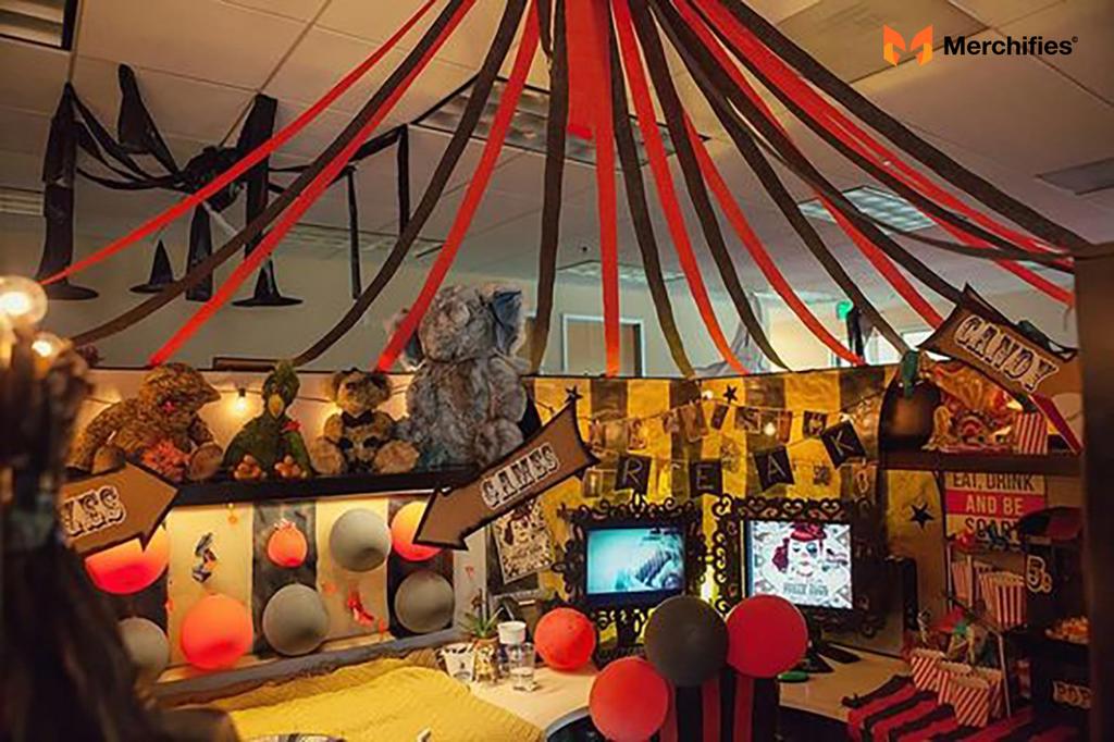 Halloween Decorations and Themes