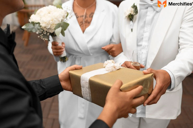 Best Personalized Wedding Gifts Ideas For Any Couple