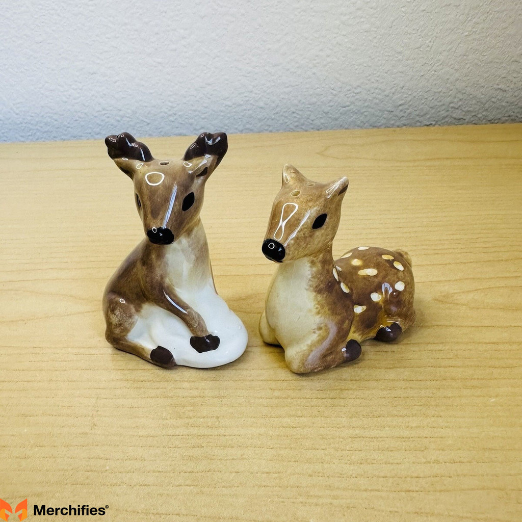 Deer-shaped salt and pepper shakers