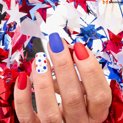 30+ Classy & Elegant Fourth of July Nail Designs