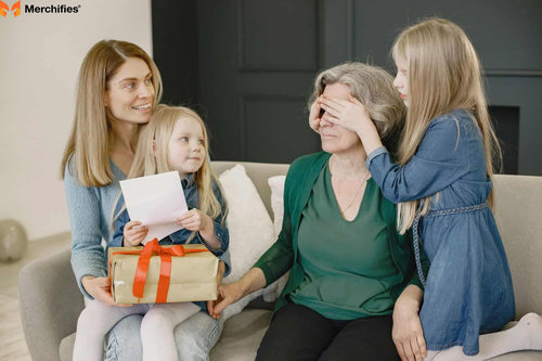 40+ Best Gifts For Grandma That She’ll Cherish For Years