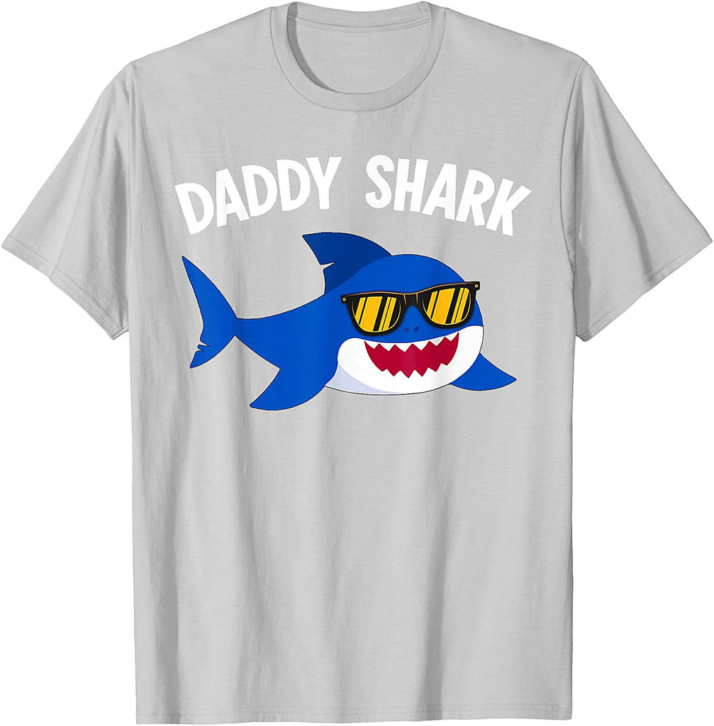 Shark Lover Funny Daddy Shark Father's Day T-Shirt