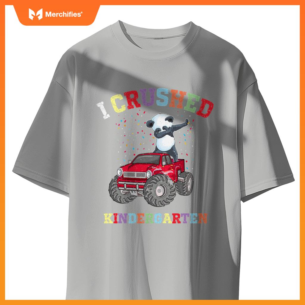 I Crushed Kindergarten Dabbing Panda Truck Graduation T-Shirt