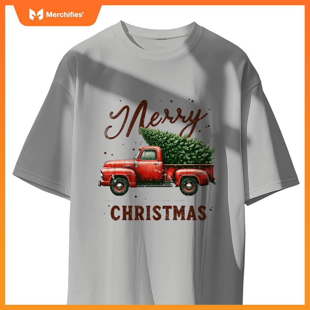 Merry Christmas Tree on Red Truck Wagon Vintage Christmas T-Shirt