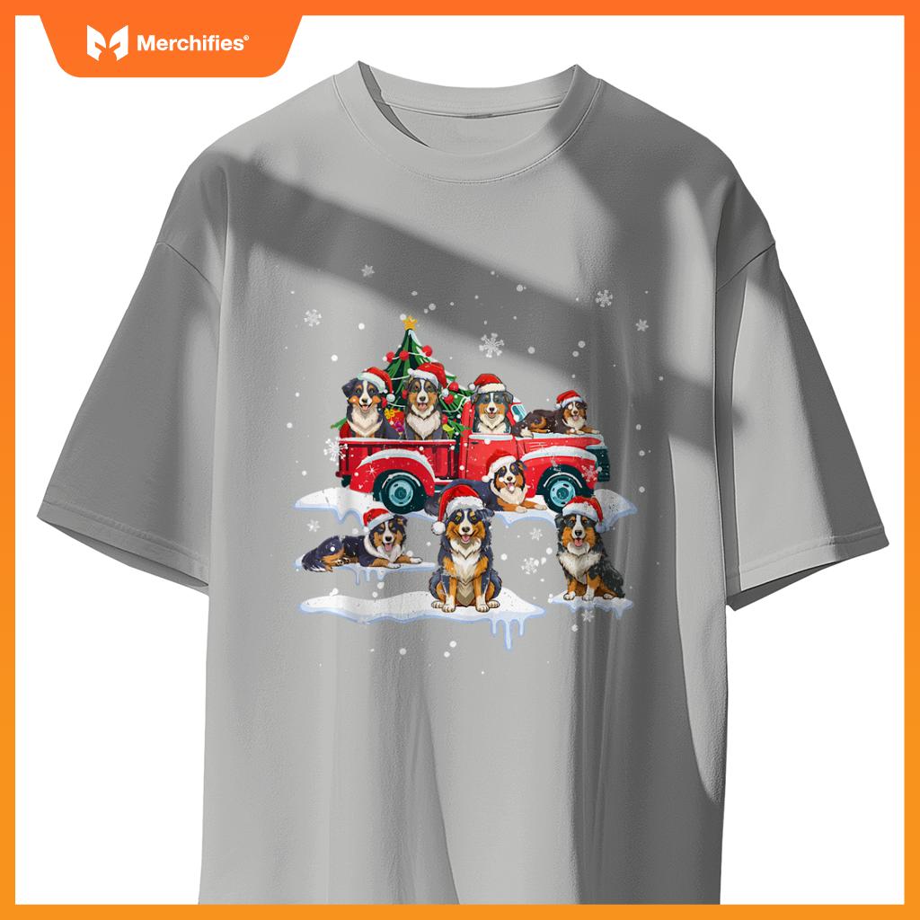 Australian Shepherd Riding Red Truck Merry Christmas Xmas T-Shirt