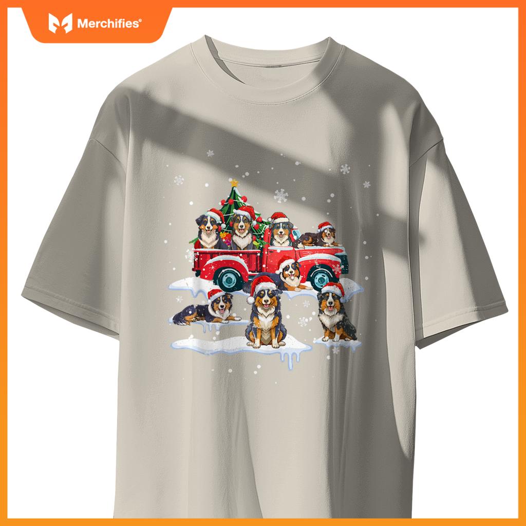 Australian Shepherd Riding Red Truck Merry Christmas Xmas T-Shirt