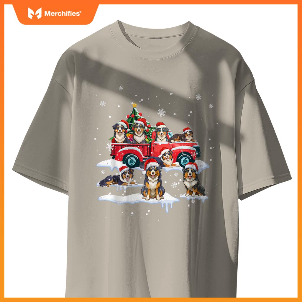 Australian Shepherd Riding Red Truck Merry Christmas Xmas T-Shirt