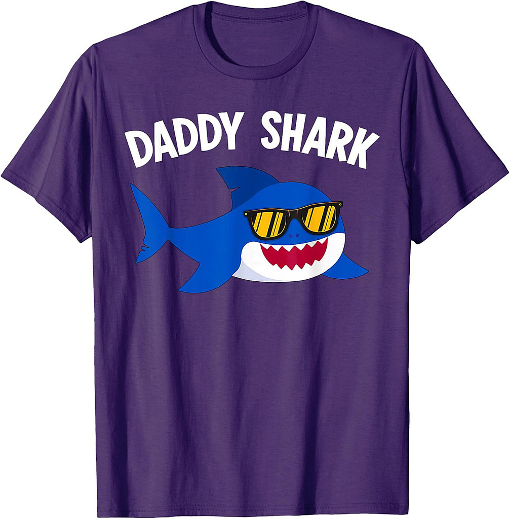 Shark Lover Funny Daddy Shark Father's Day T-Shirt