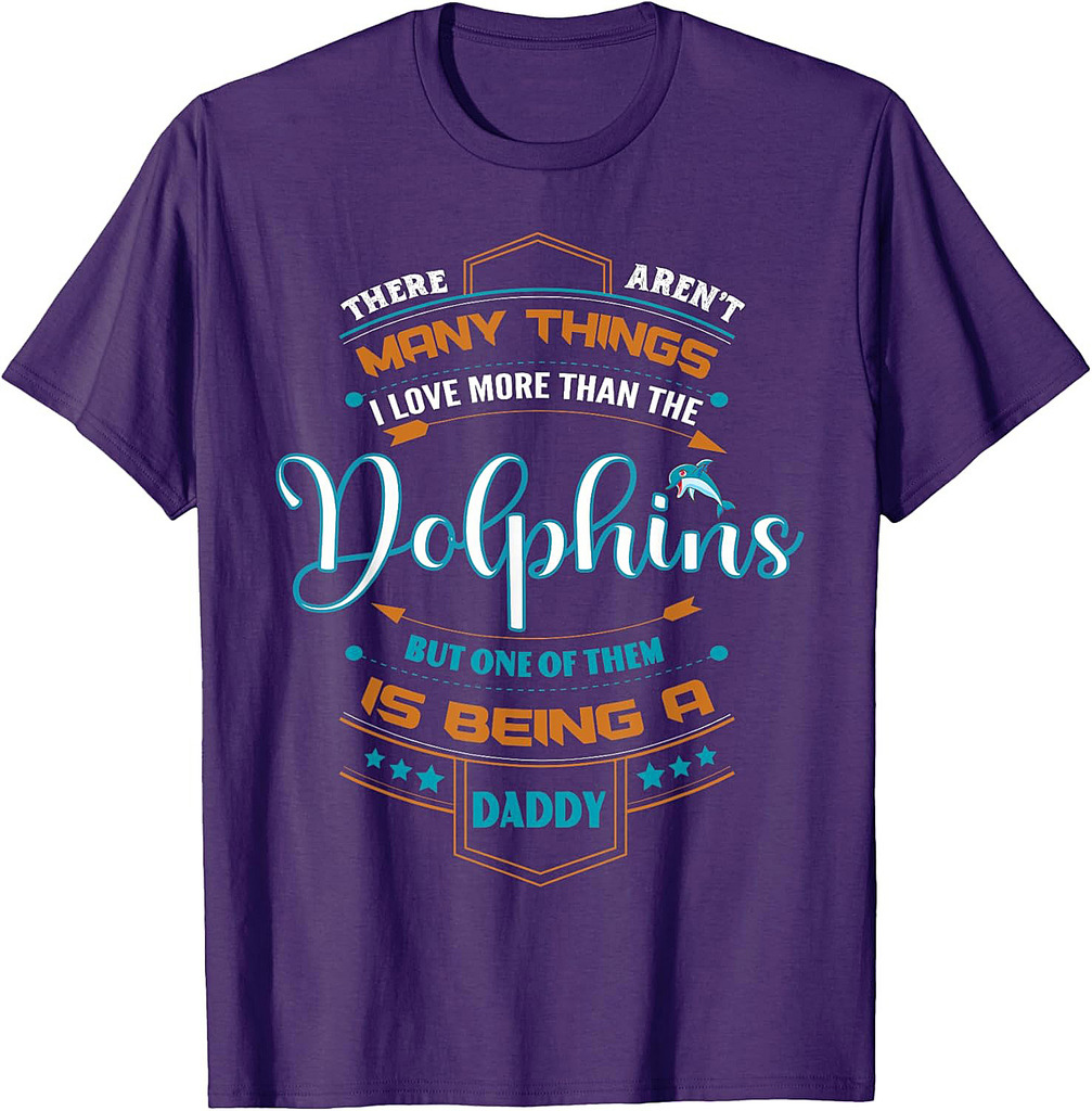 Vintage Dolphin Daddy Tshirts For Fathers Day Present T-Shirt