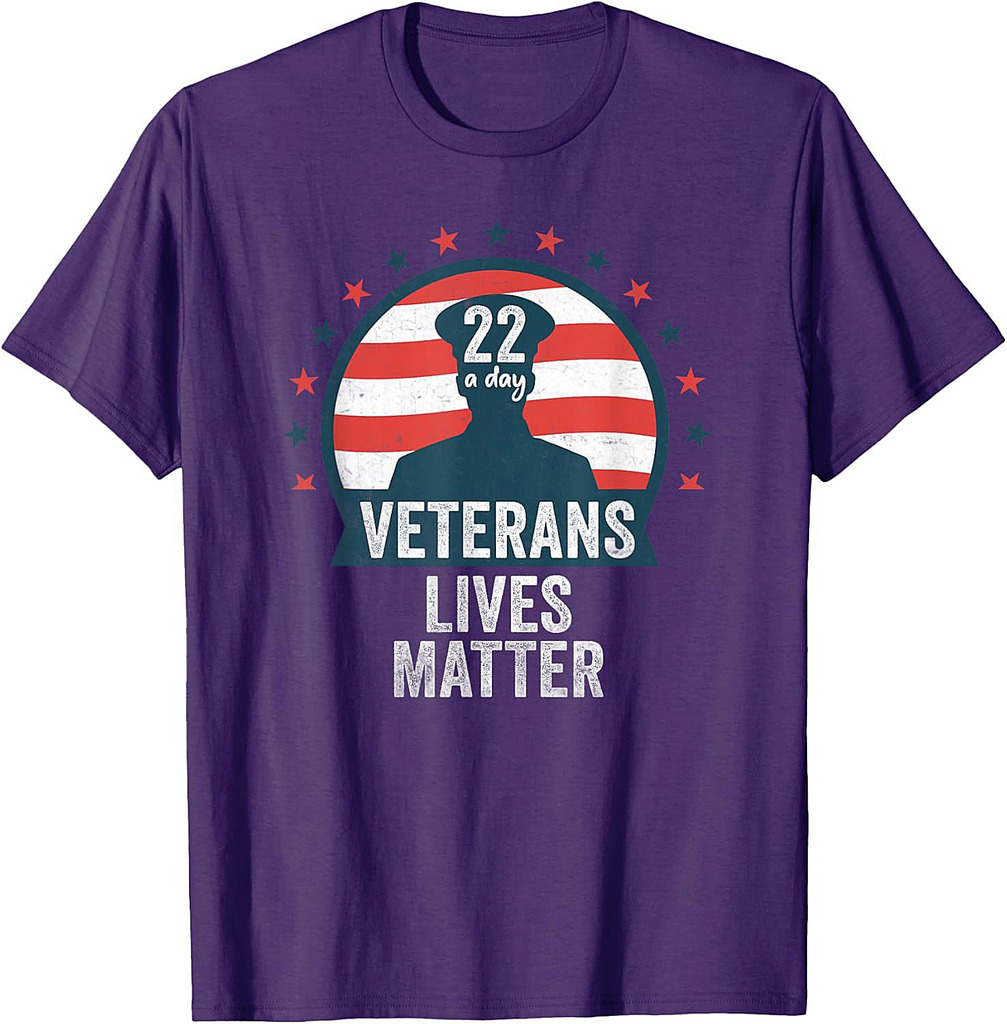 Twenty-two A Day Veterans Lives Matter Veteran Gift Idea T-Shirt