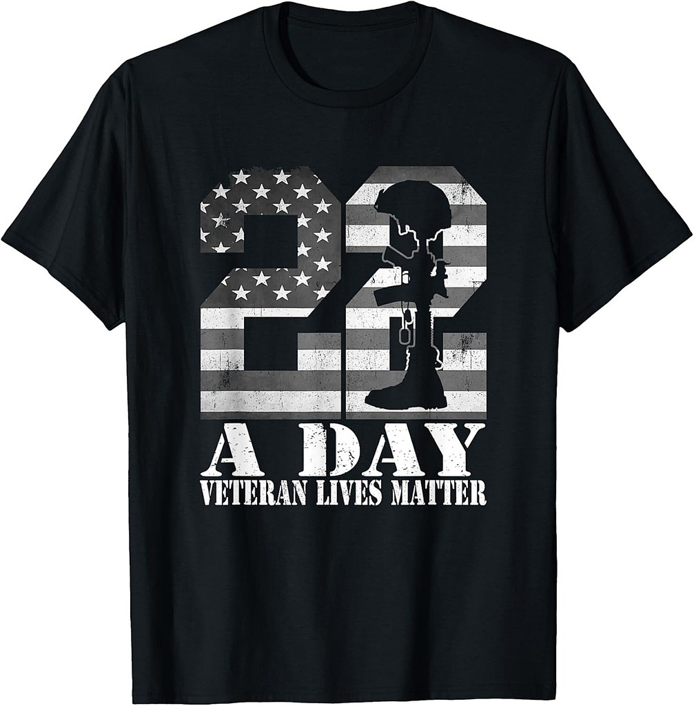 22 A Day Veteran Lives Matter American Flag Military Veteran T-Shirt