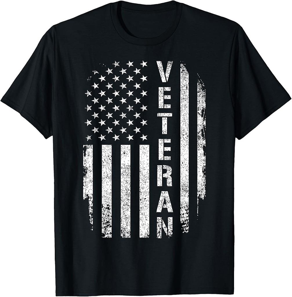 US American Flag With Proud Veteran For Veterans Day T-Shirt