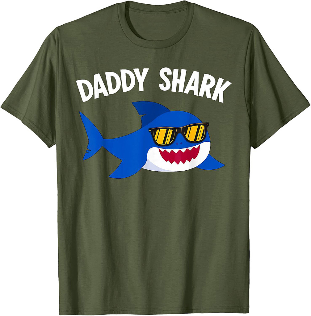 Shark Lover Funny Daddy Shark Father's Day T-Shirt