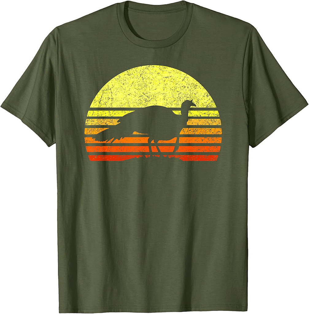 Turkey Hunting Retro Sunset Upland Bird Hunter Thanksgiving T-Shirt