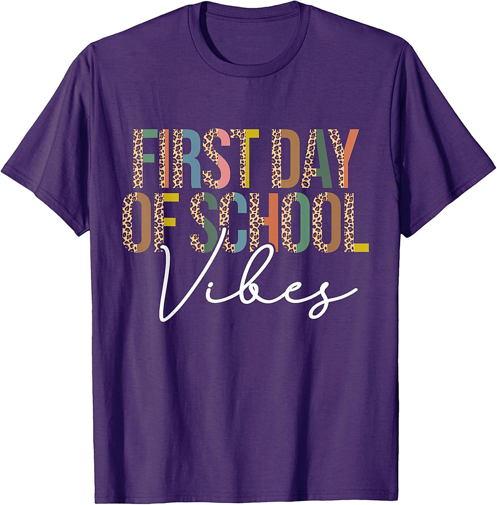 Back To School Vibes Happy First Day of School for Teachers T-Shirt